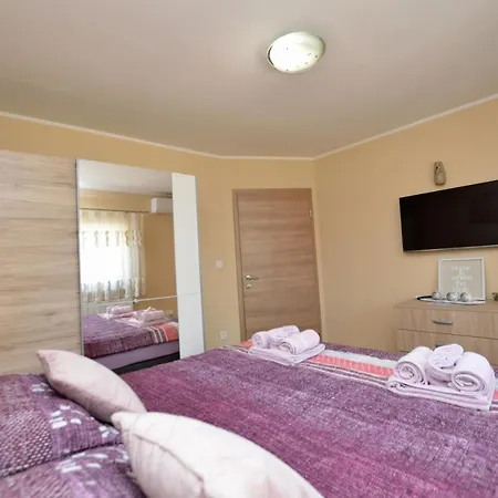 Villa Daris Nedeščina