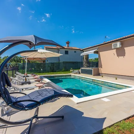 Daris Villa Nedeščina