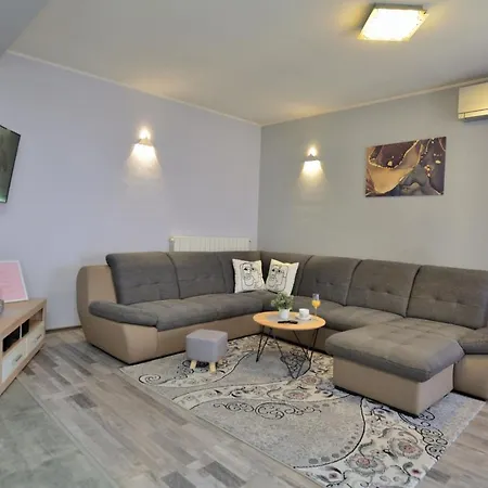Daris Villa