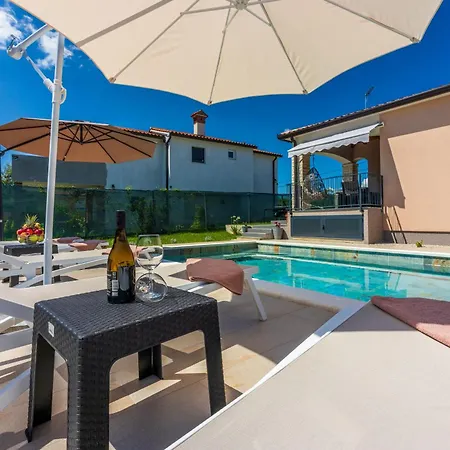Villa Daris *