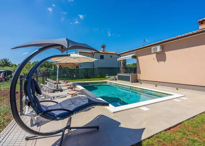 Daris Villa Nedeščina